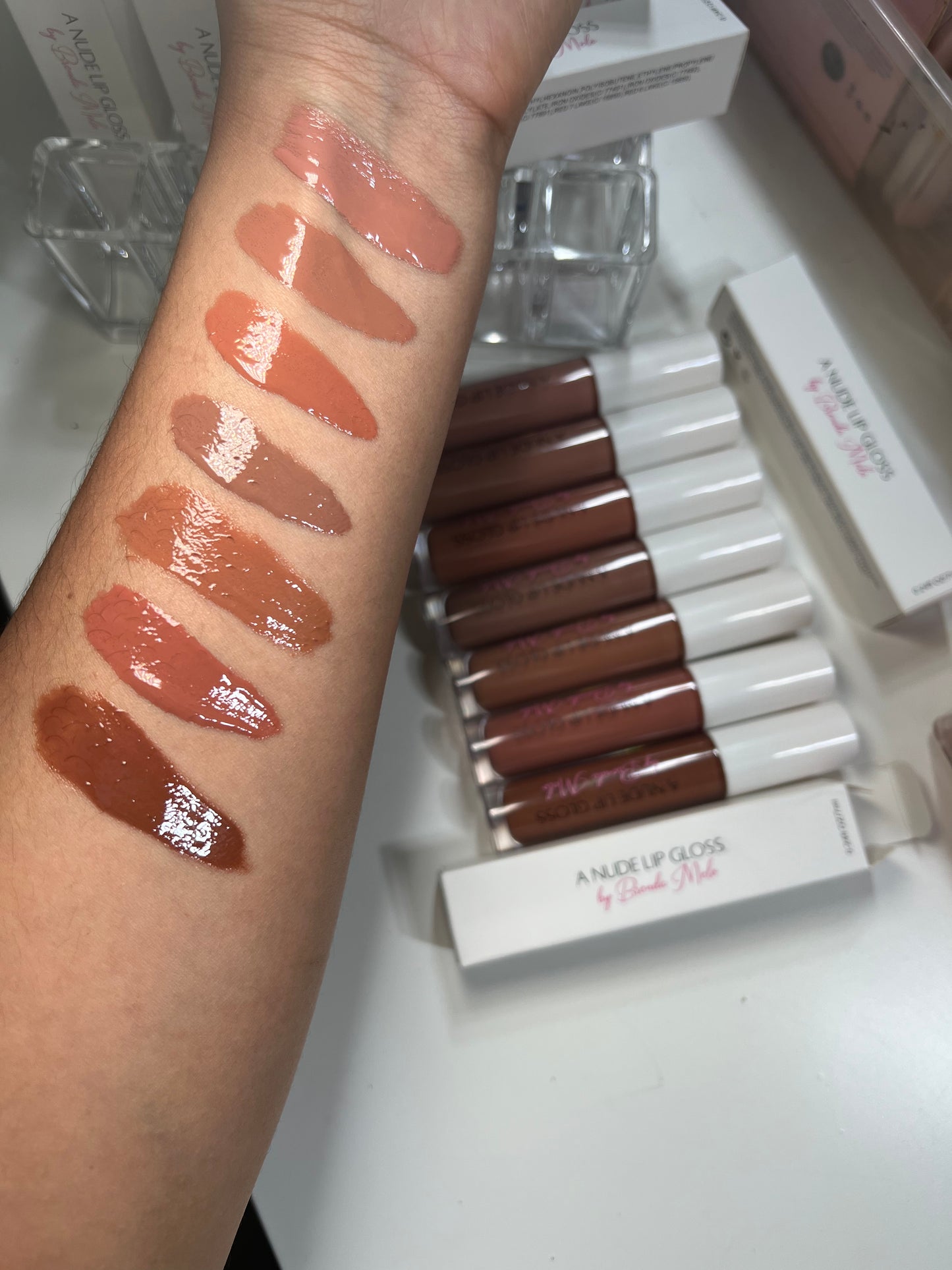 A Nude Lipgloss