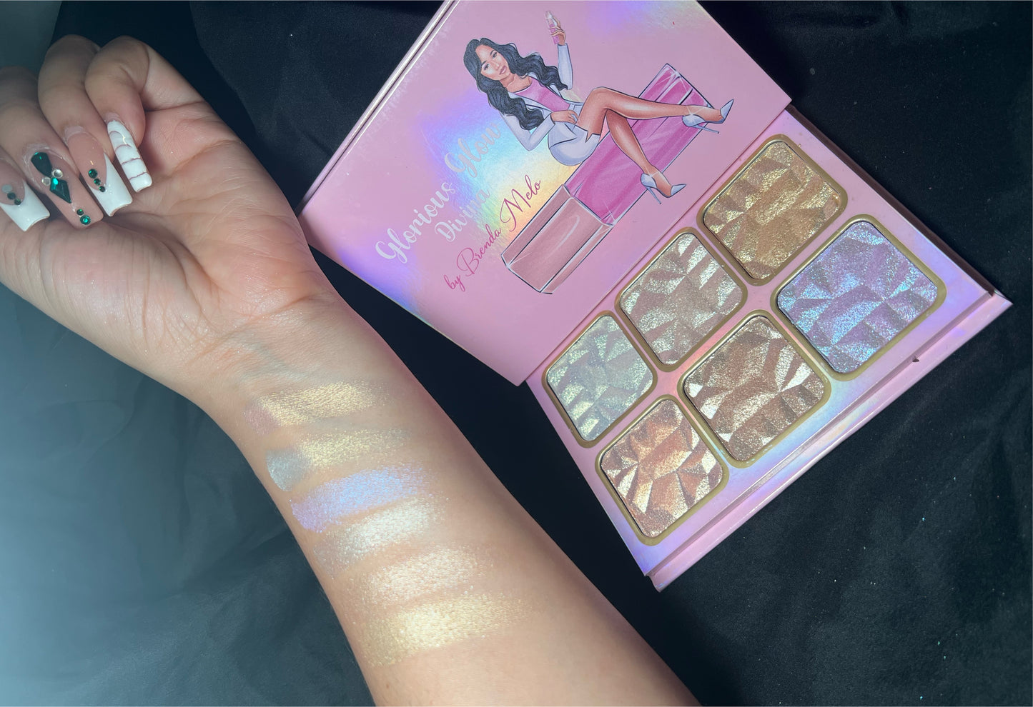 Glorious Glow Highlight Palette